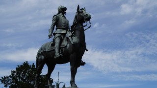 equestrian-statue-901216_640